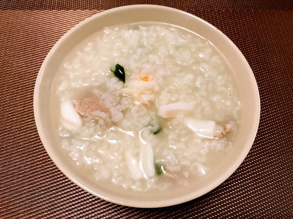鱿鱼咸蛋粥