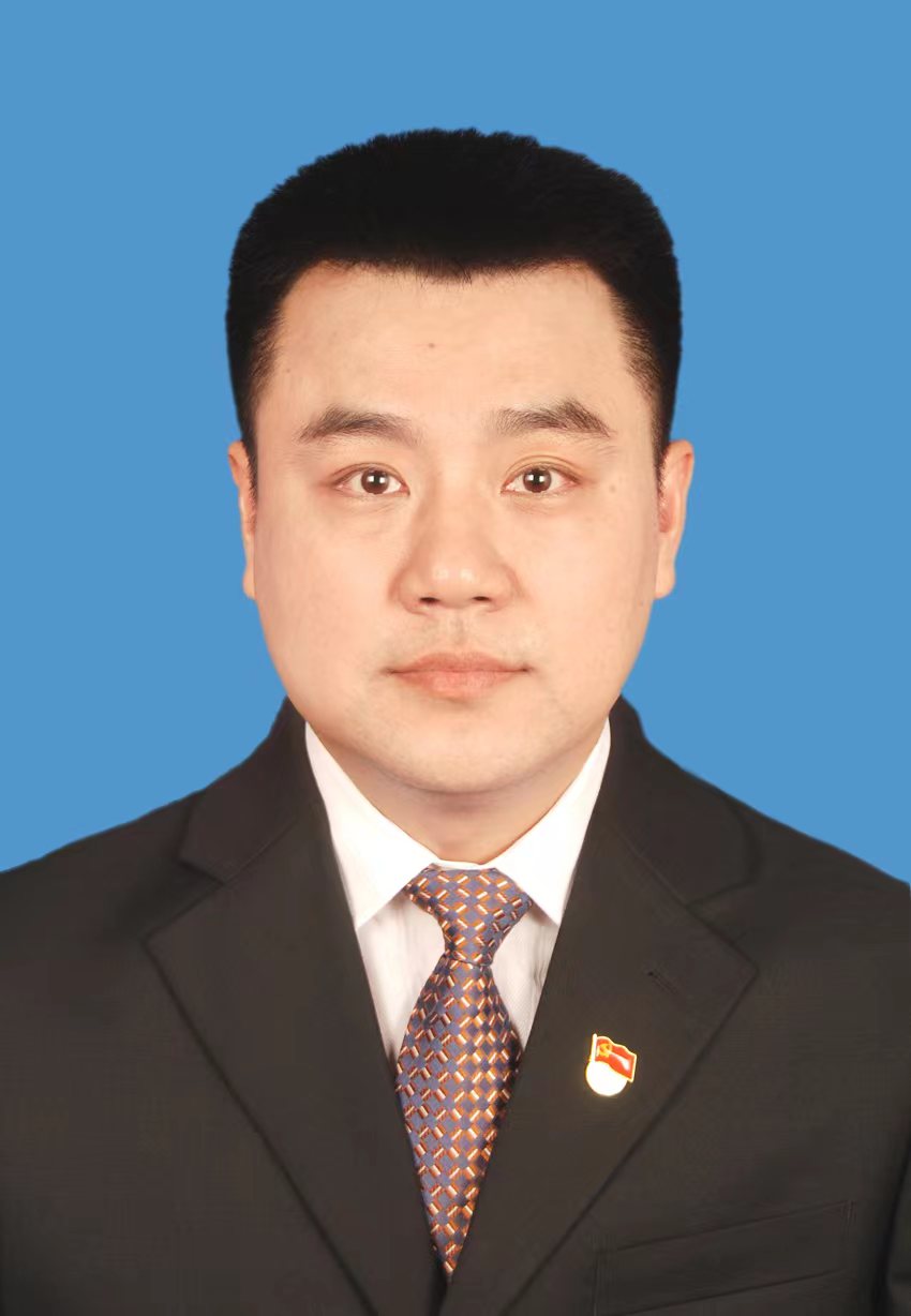 鲁伟