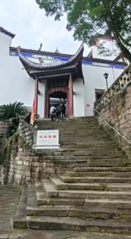 张桓侯庙
