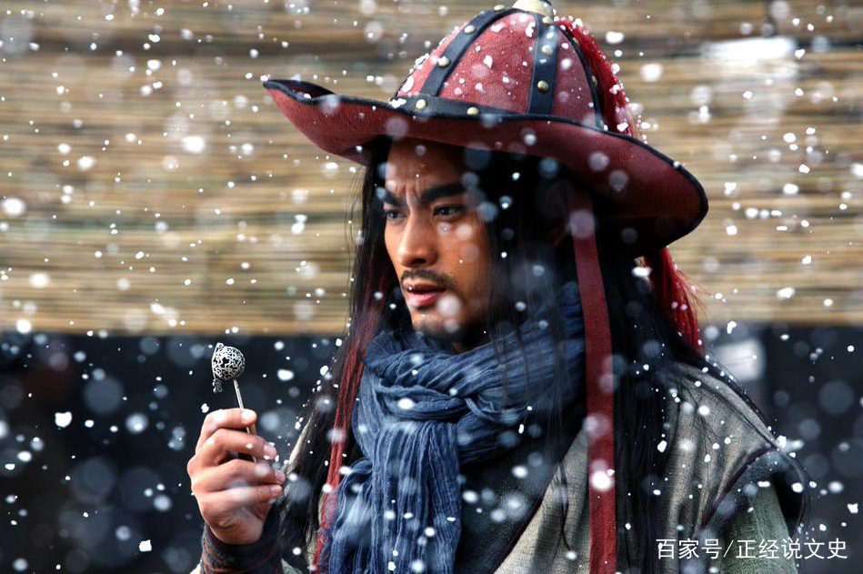 水浒兵器谱，雪花镔铁戒刀，为何在武松手里才是真正的归宿_百科TA说