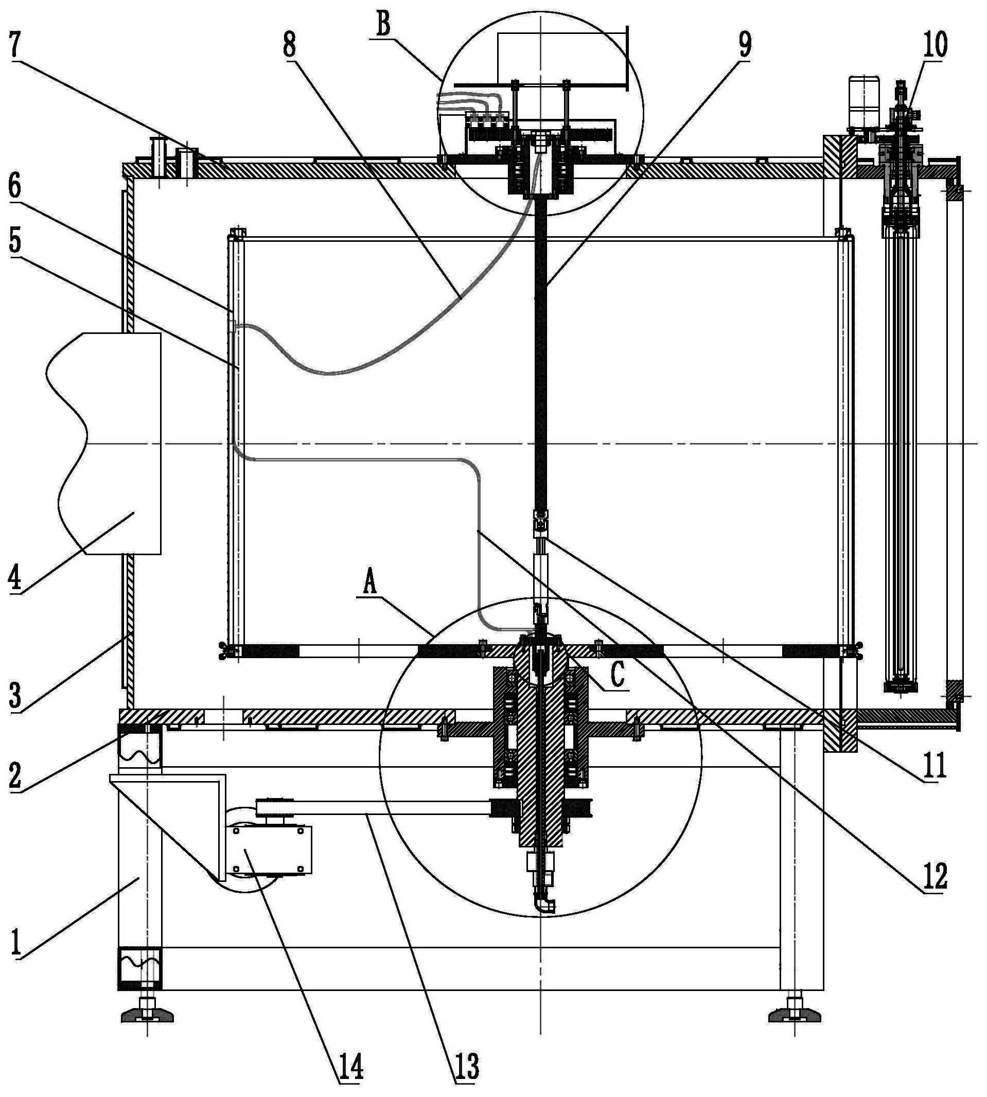 一种随工件运动的在位动态监控膜厚的真空光学镀膜机