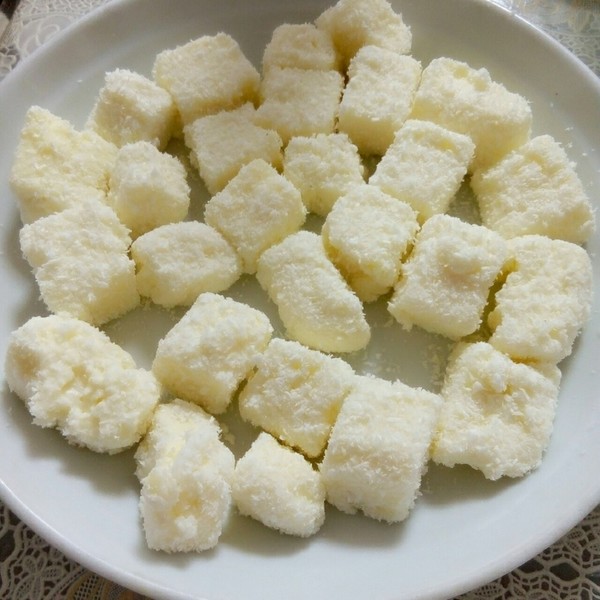 鲜奶豆腐