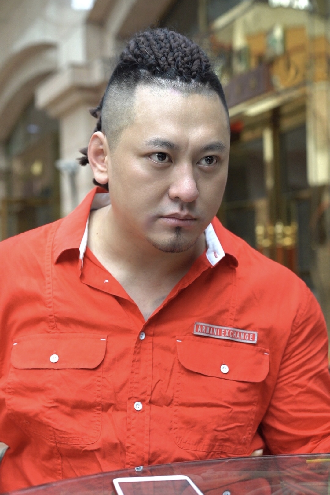  p data-id="t0vyvc7yauhf">杨震,汉族,中国内地男演员,毕业于上海