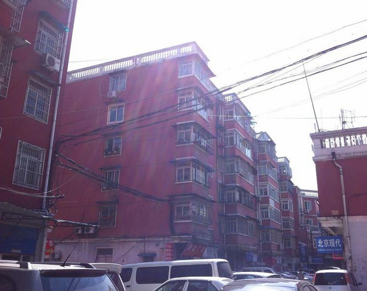  p>汽配城木器厂段位于合肥市瑶海三里街,共计房屋2户. /p>