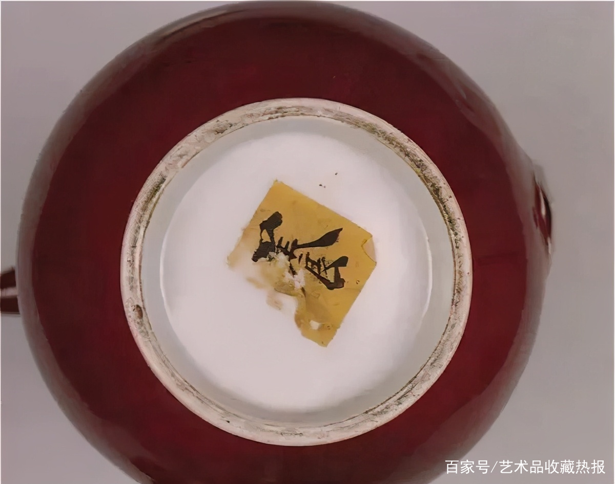 口沿一线灯草口：珍贵的永宣红釉瓷器_百科TA说