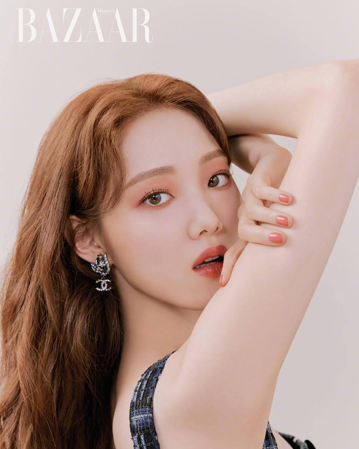 lee sung kyung),1990年8月10日出生于韩国京畿道,韩国女