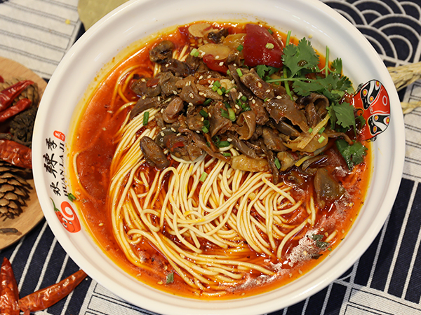  p>欢辣季重庆小面,创立于2018年,属于 a target="_blank" href="