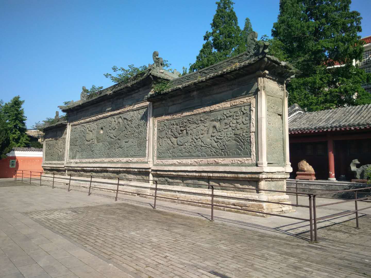 target="_blank" href="/item/绿影壁巷/15527975" data-lemmaid="