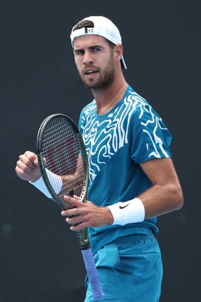 卡伦·卡恰诺夫