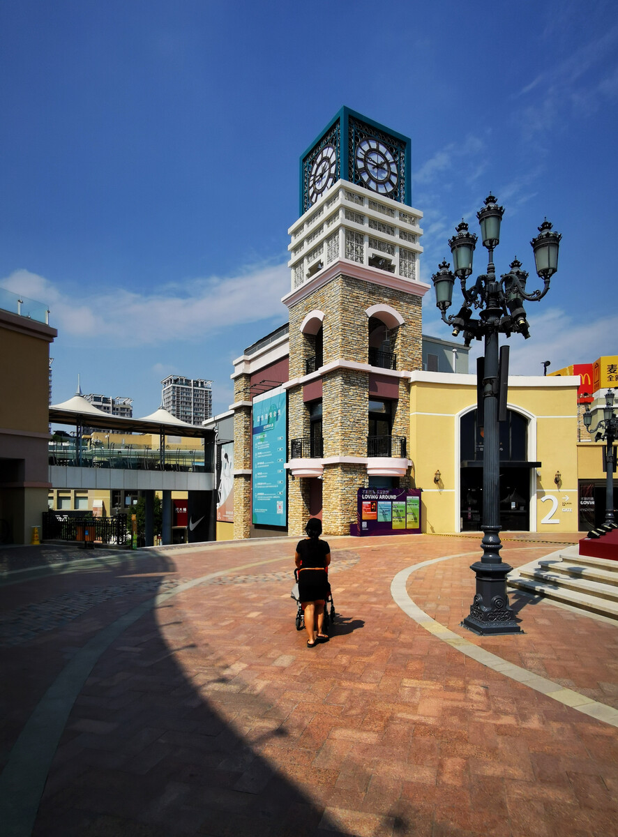  p>solana蓝色港湾,即solana蓝色港湾国际商区,位于北京市朝阳区朝阳