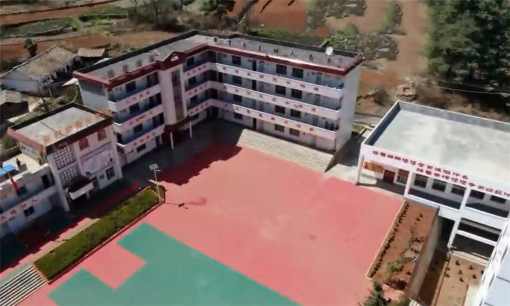 威宁县哲觉中学