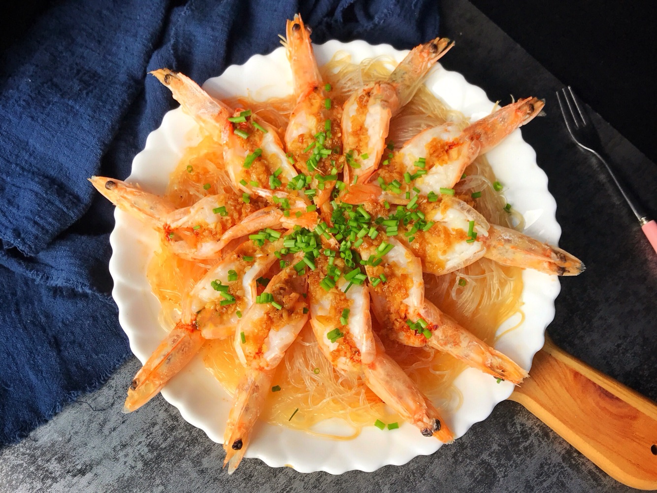 蒜蓉粉丝蒸大虾