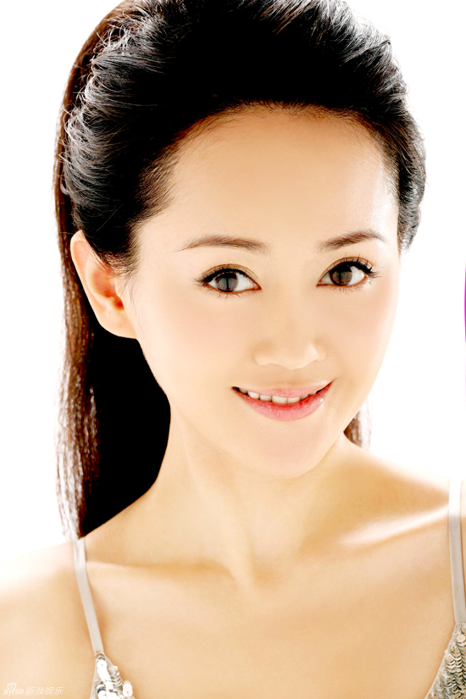  p>张定涵,原名张谊,1980年8月27日出生于北京市,中国内地女演员,毕业