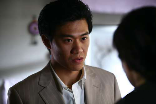 宋楚炎,原名宋嵩,1979年4月2日出生于河北省,中国内地影视男演员