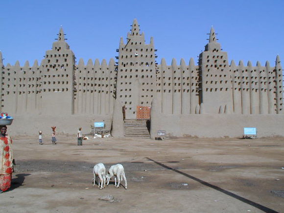  p> b>马里共和国 /b>(la république du mali),简称 b>马里 /b>,是