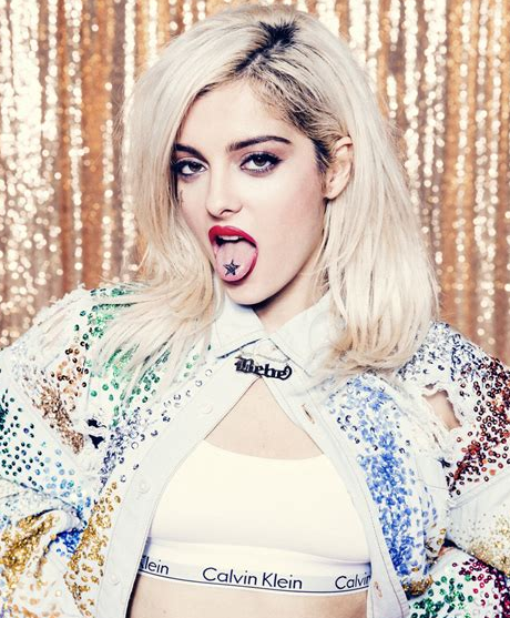  p>碧碧·雷克萨 i>(bebe rexha) /i>,原名布蕾塔·杰妮娅·雷克萨 i>