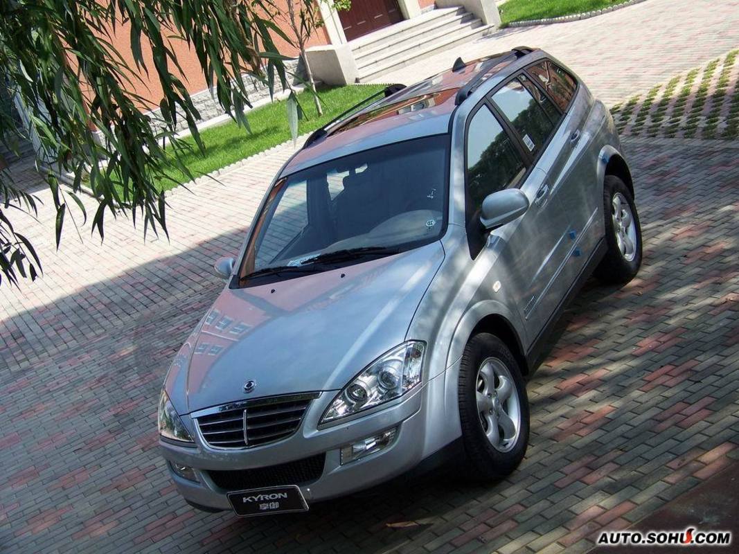 作为一款全新概念的运动休旅车,kyron享御完全不同于国内市场的