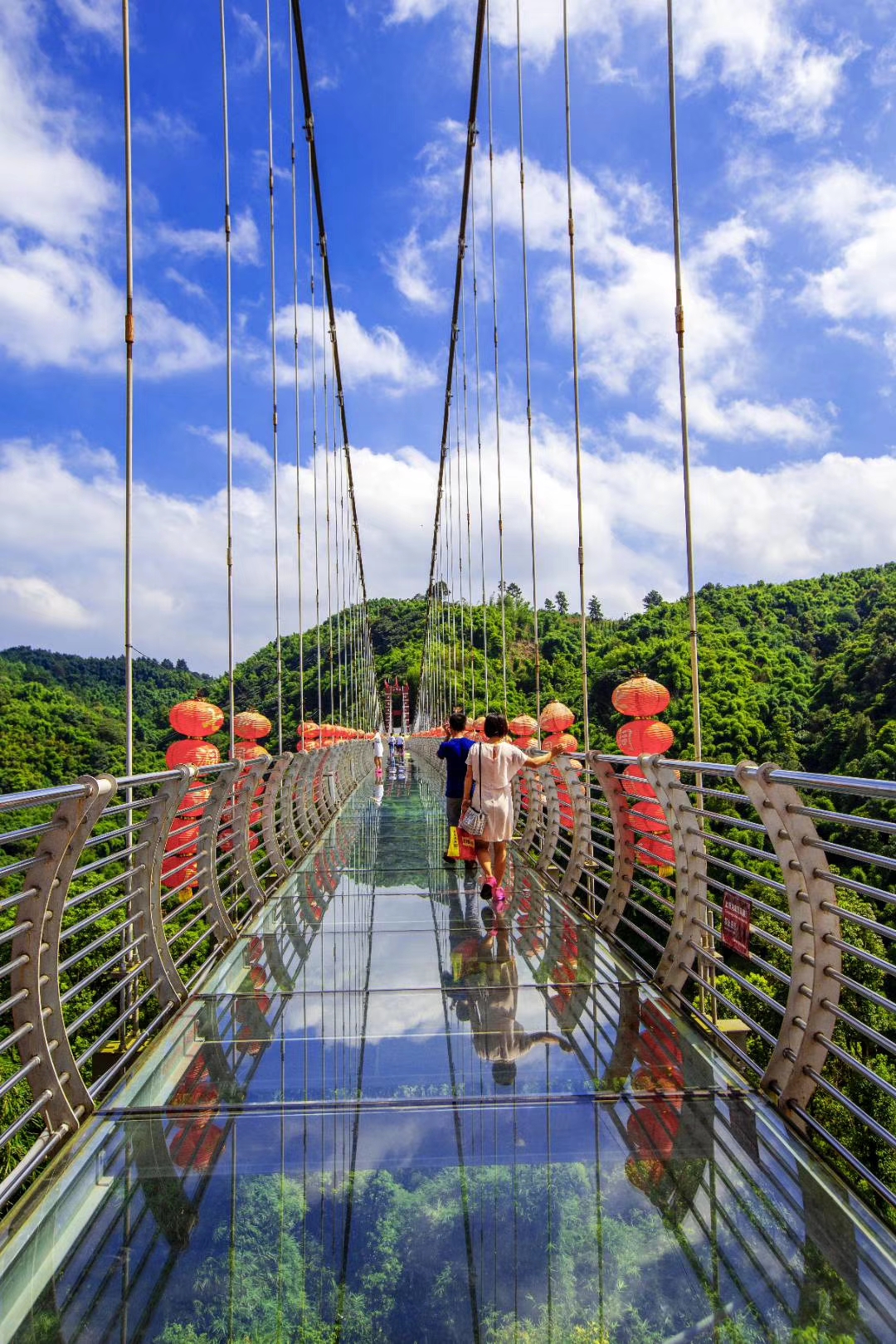  p>七洞沟古称虎跳岩,飞泉峡,是国家aaaa级旅游景区,全国重点文物保护