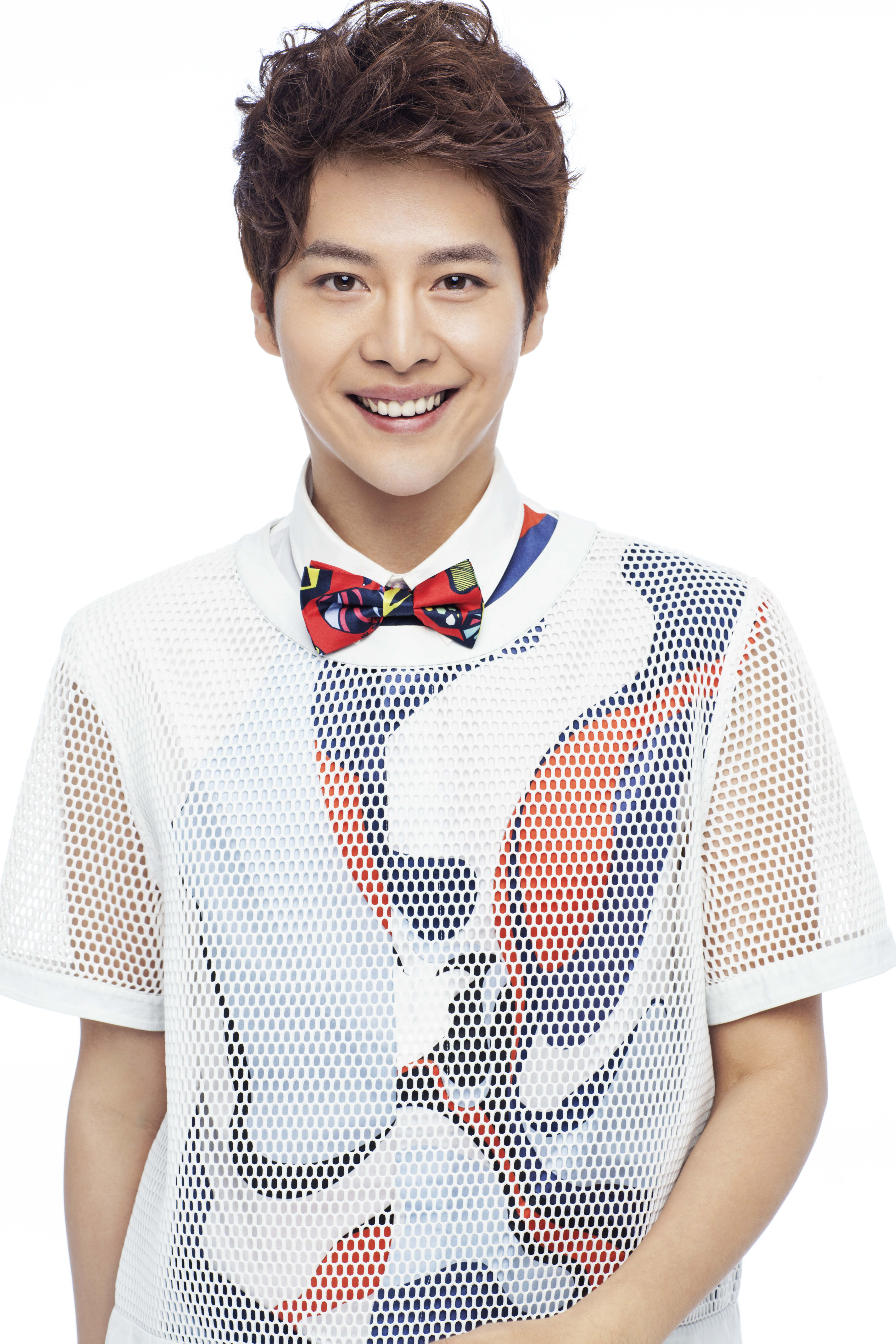 原名徐垚,1983年4月17日出生于山东省济南市,中国内地男演员,毕业于 a