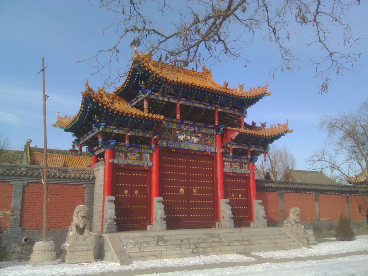  p>府谷文庙,位于府州城内,是 a target="_blank" href="/item/榆林市