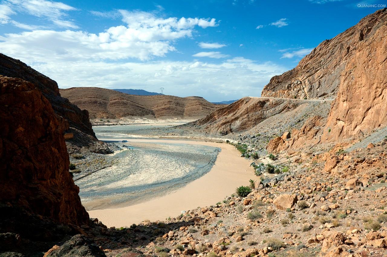 ="81619">非洲 /a>北部 a target="_blank" href="/item/山脉/429007"