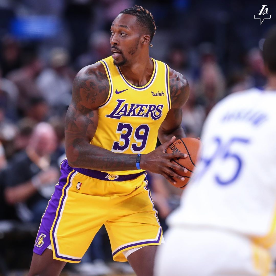  p>德怀特·霍华德(dwight howard) ,1985年12月8日出生于美国 a