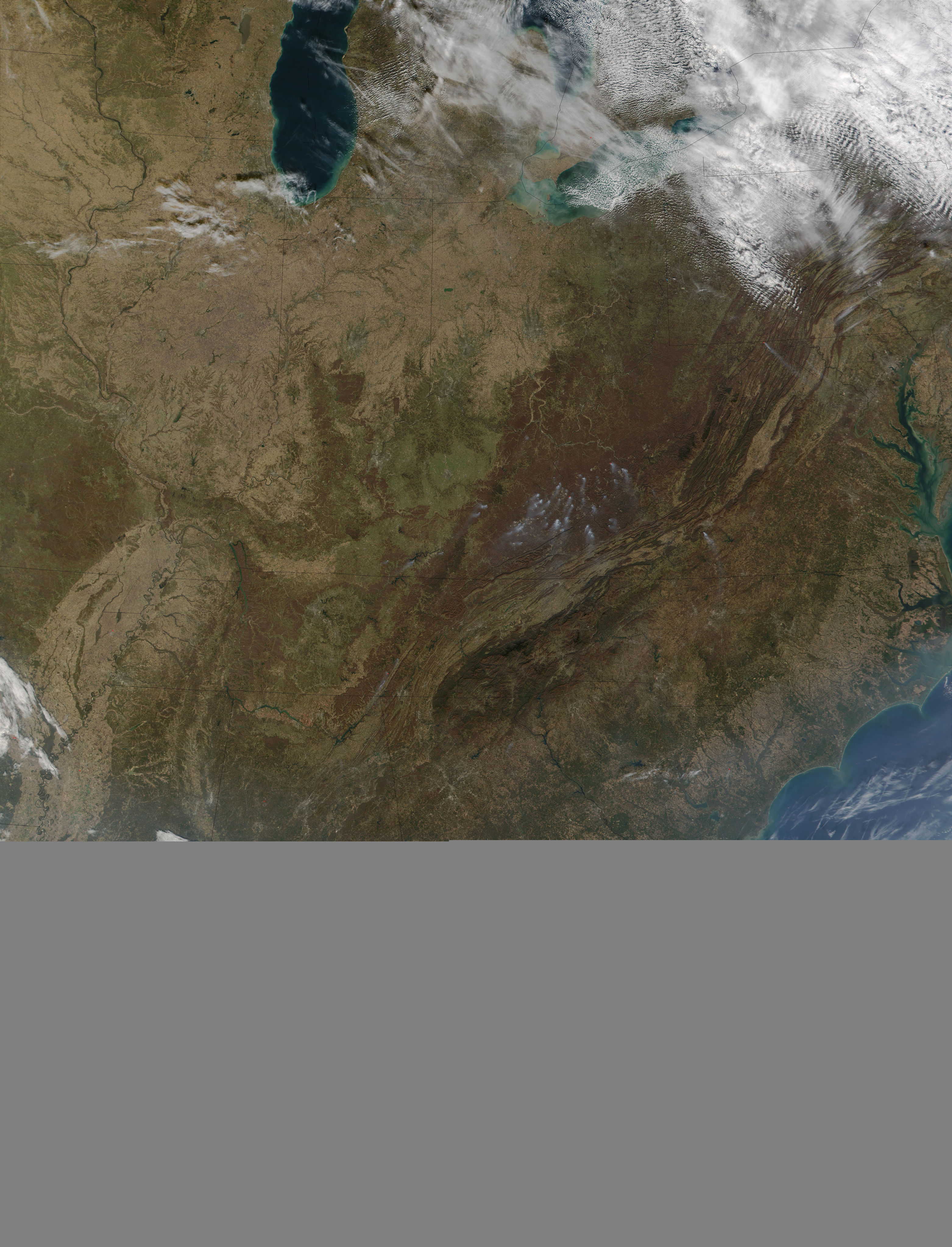  p>地槽是 a href="#" data-lemmaid="1184613">地壳 /a>上巨大狭长的