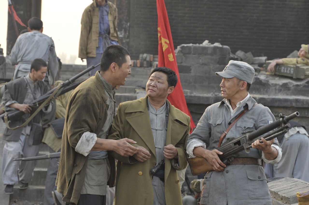  p>赵亮,1969年5月3日出生于四川成都,中国影视演员.