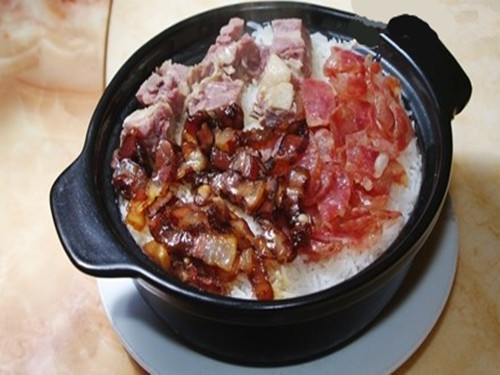 番芋腊味煲仔饭