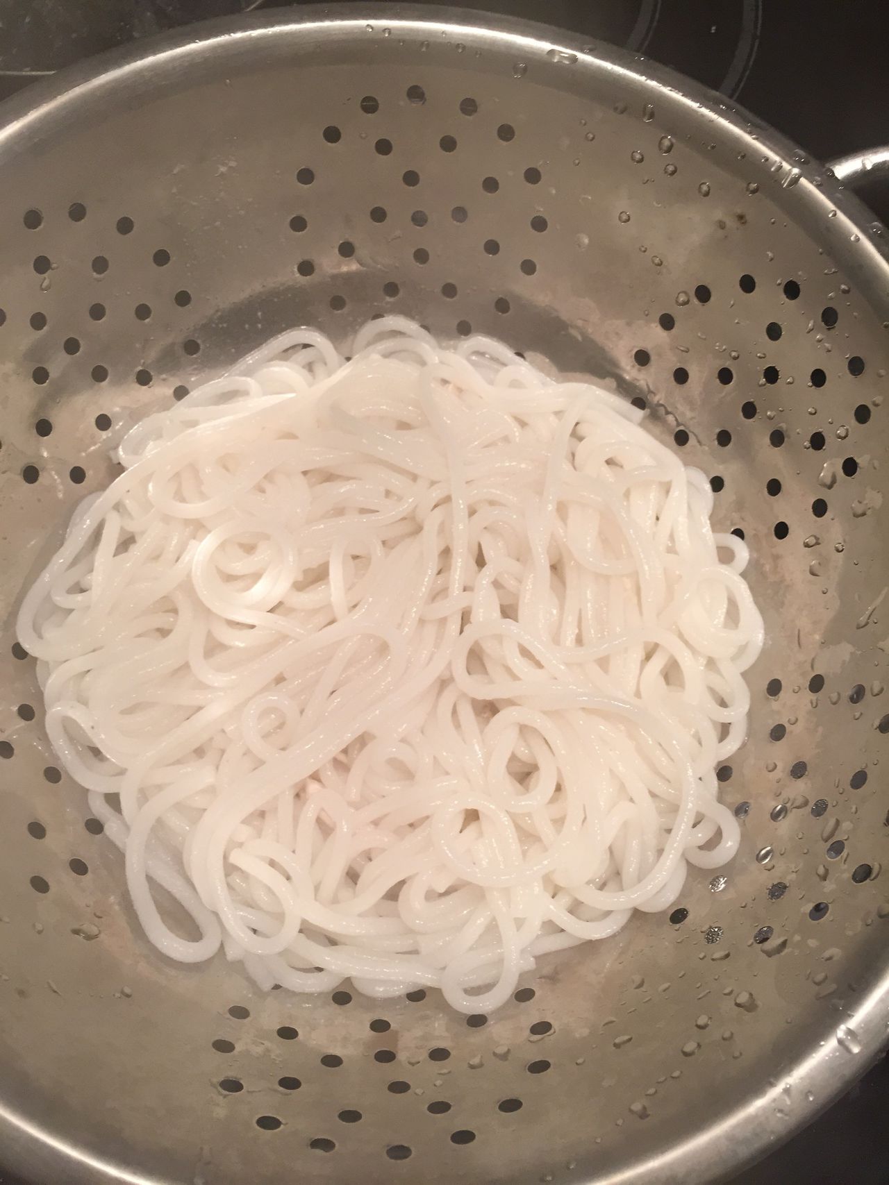 柠檬鸡丝凉米线