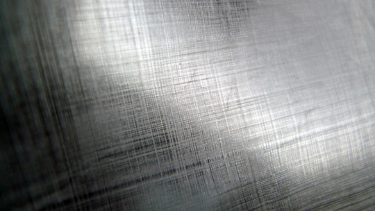  p>cuben fiber(粗苯纤维) 最早是一种帆的面料.