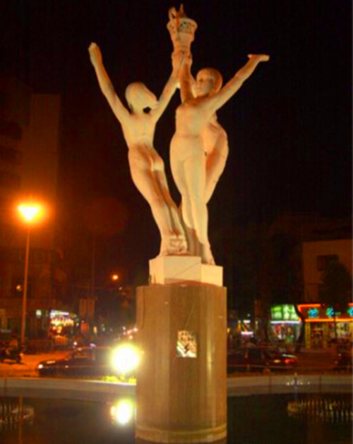 汕头市三身人雕像