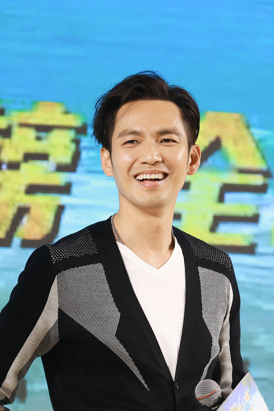  p>钟汉良(wallace chung),1974年11月30日出生于 a target="_blank"