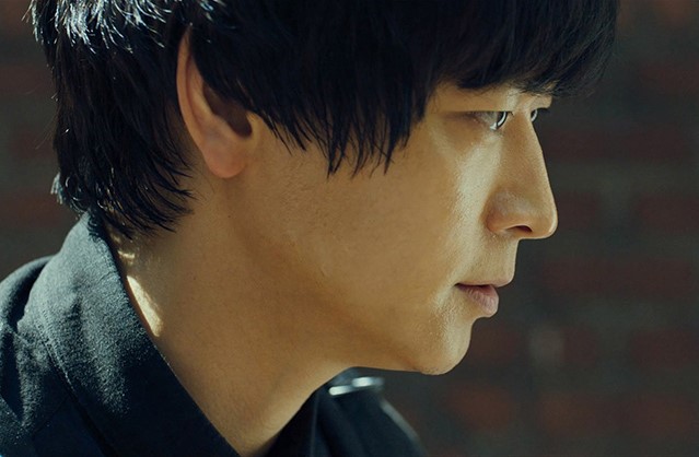  p>姜栋元(kang dong won),1981年1月18日出生于韩国釜山市,韩国男