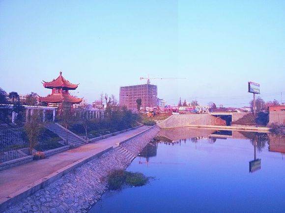  p>明港镇,河南省信阳市 a href="#">平桥区 /a>下辖镇,因滨邻 a href