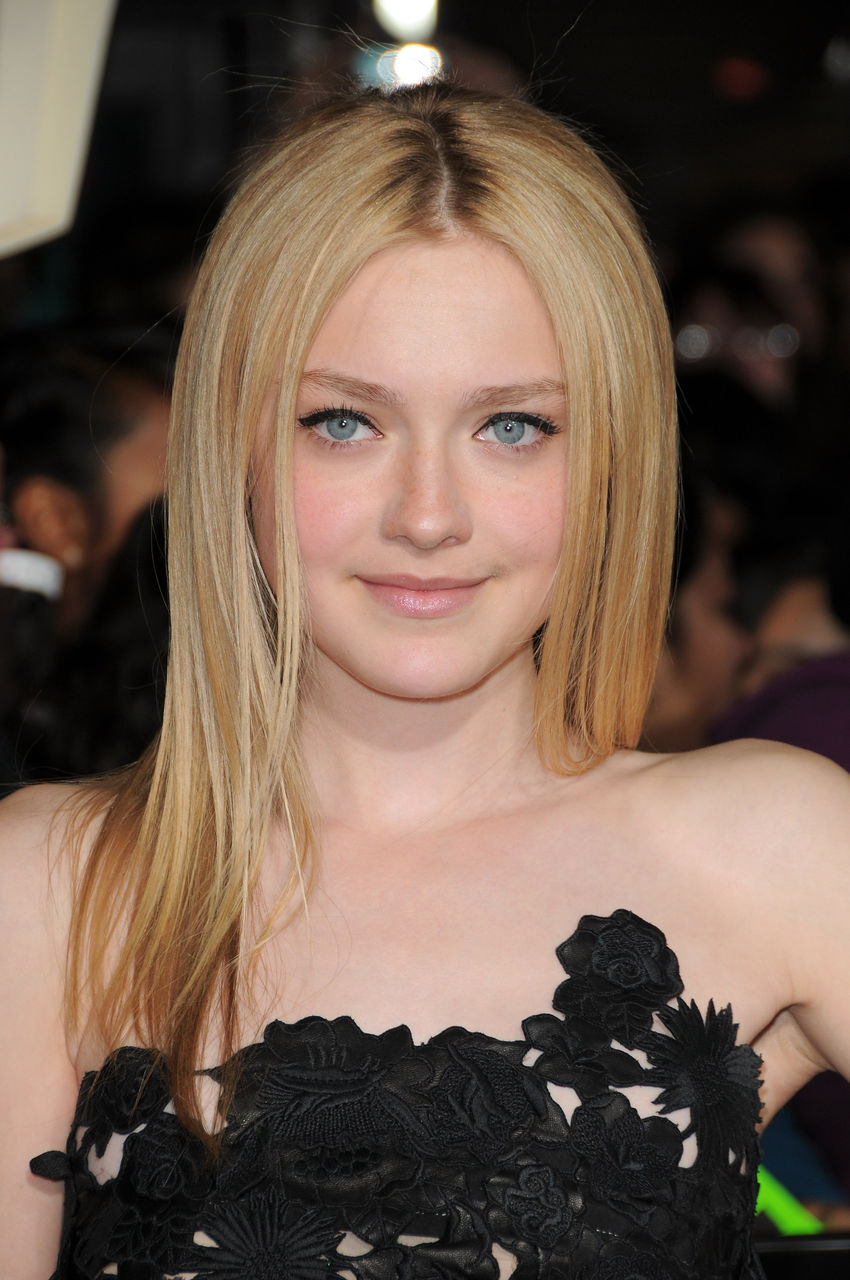  p>达科塔·范宁(dakota fanning),1994年2月23日出生于美国佐治亚州