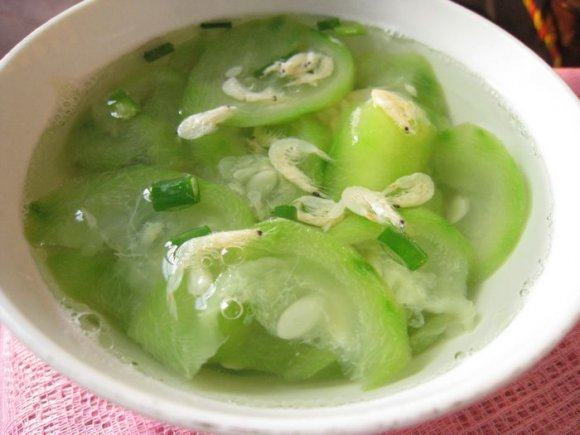 虾皮姜丝丝瓜汤