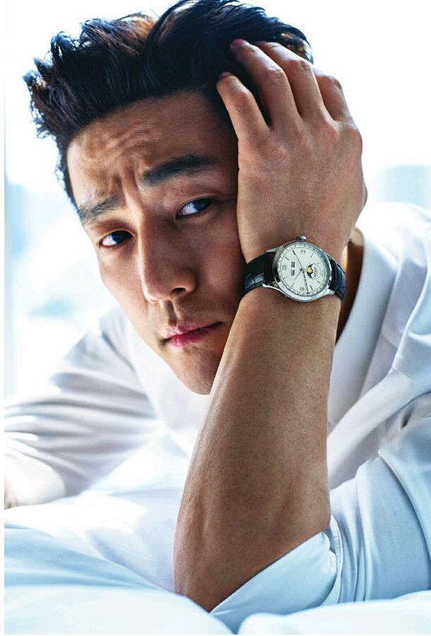  p>池珍熙,1971年6月24日出生于韩国首尔,韩国男演员,毕业于明知专业