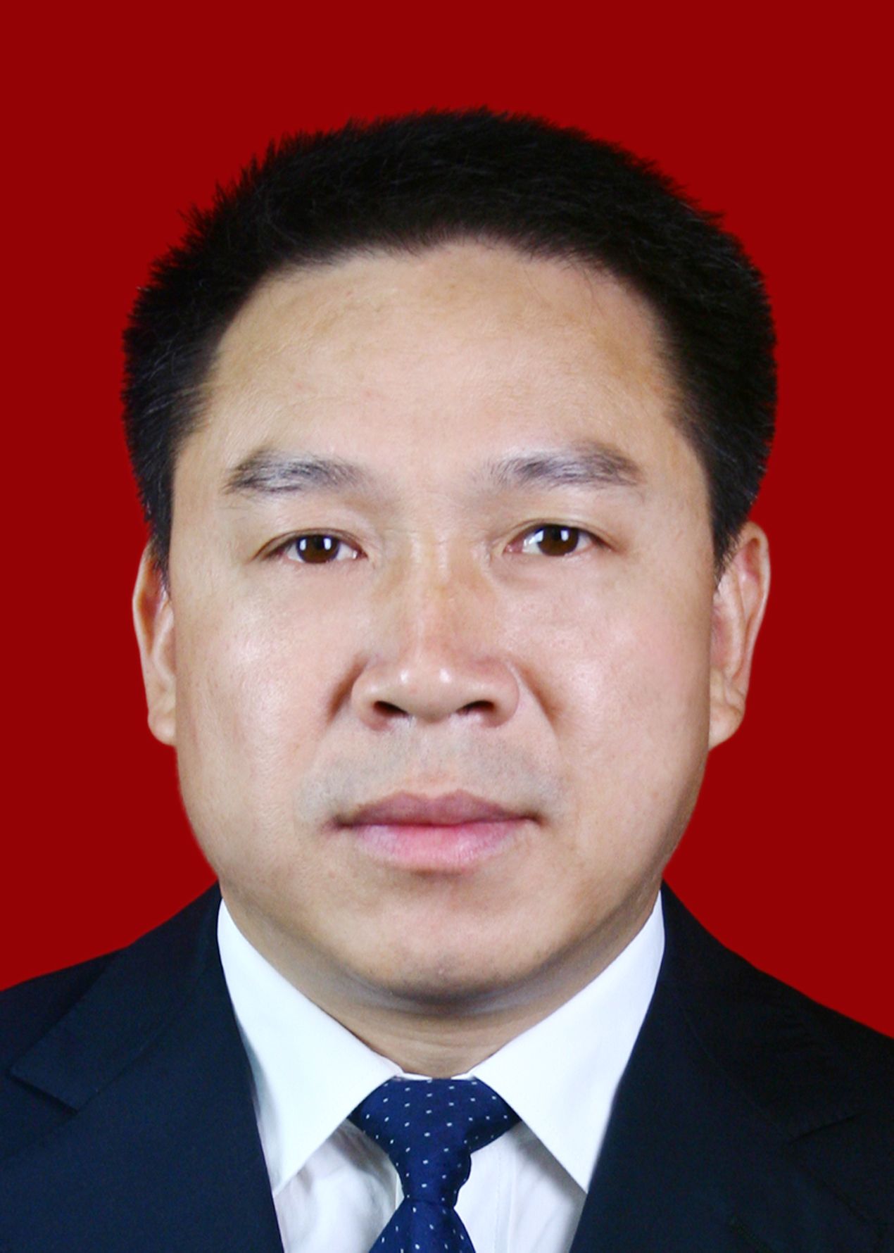  p>韦芝富,男,汉族,福建省寿宁县人.