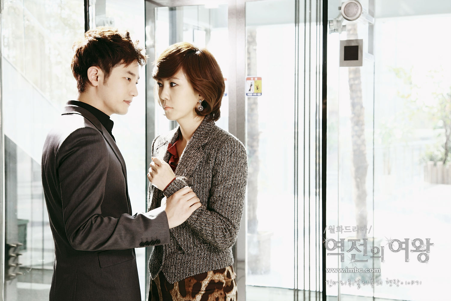  p>《逆转女王》,为韩国mbc电视台自2010年10月起制播的 a href="#"