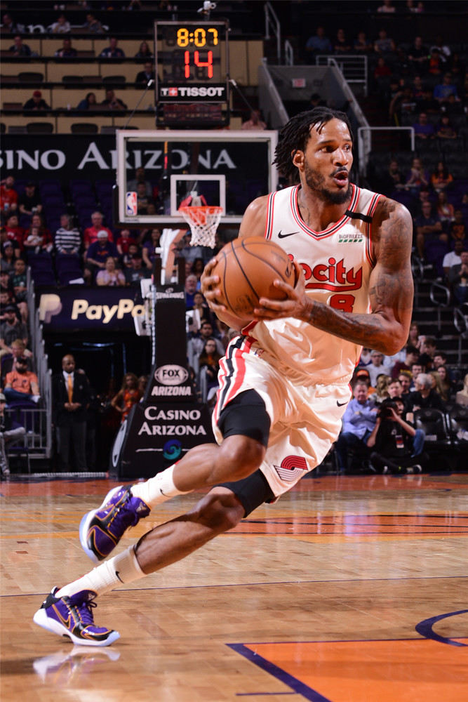 特雷沃·安东尼·阿里扎