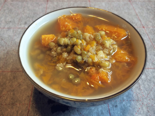 玉米南瓜绿豆汤