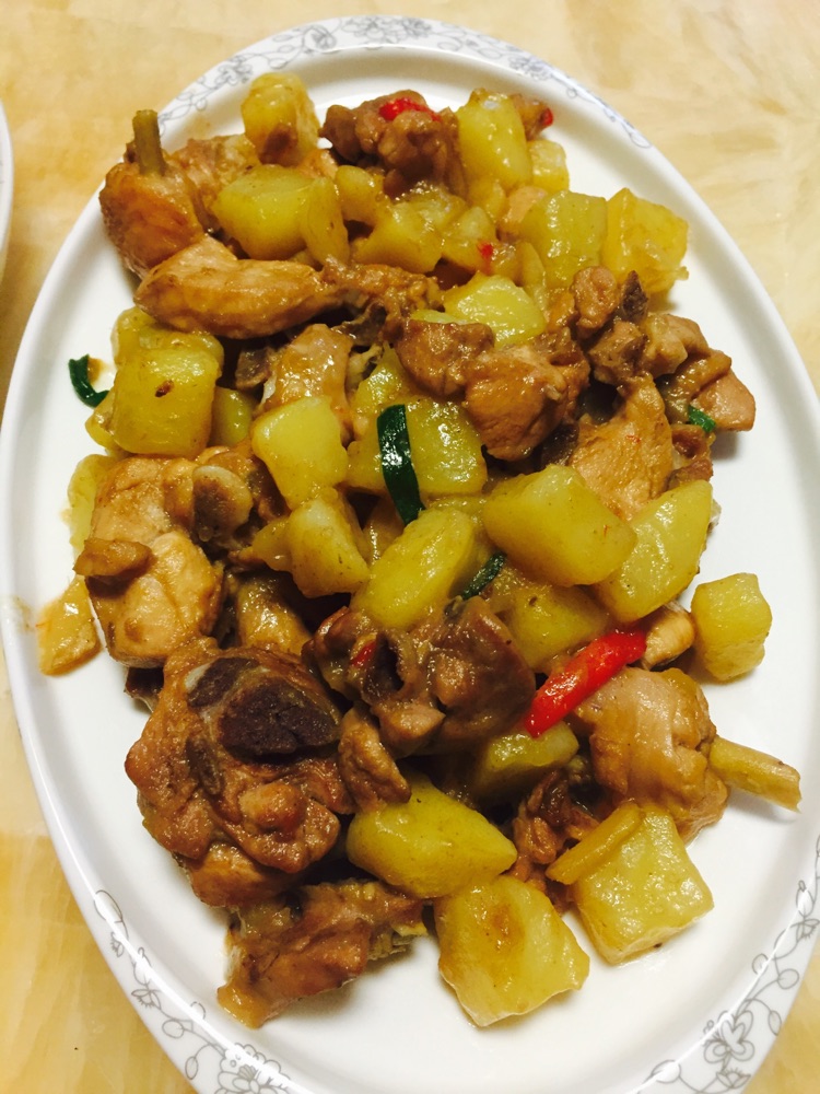 土豆炒鸡肉