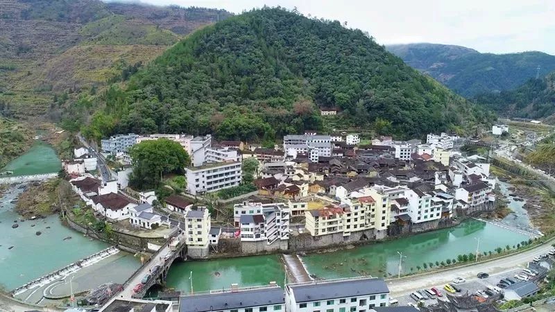  p>英川镇隶属浙江省丽水市 a target="_blank" href="/item/景宁畲族