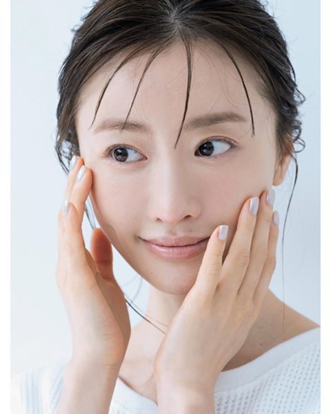  p>松本真理香(matsumoto marika),1984年9月12日出生于日本东京都中