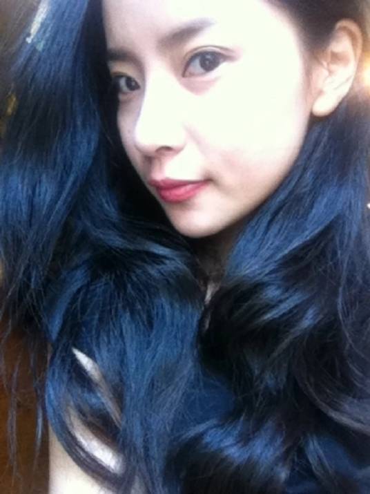 师伟（中国女演员）_百度百科