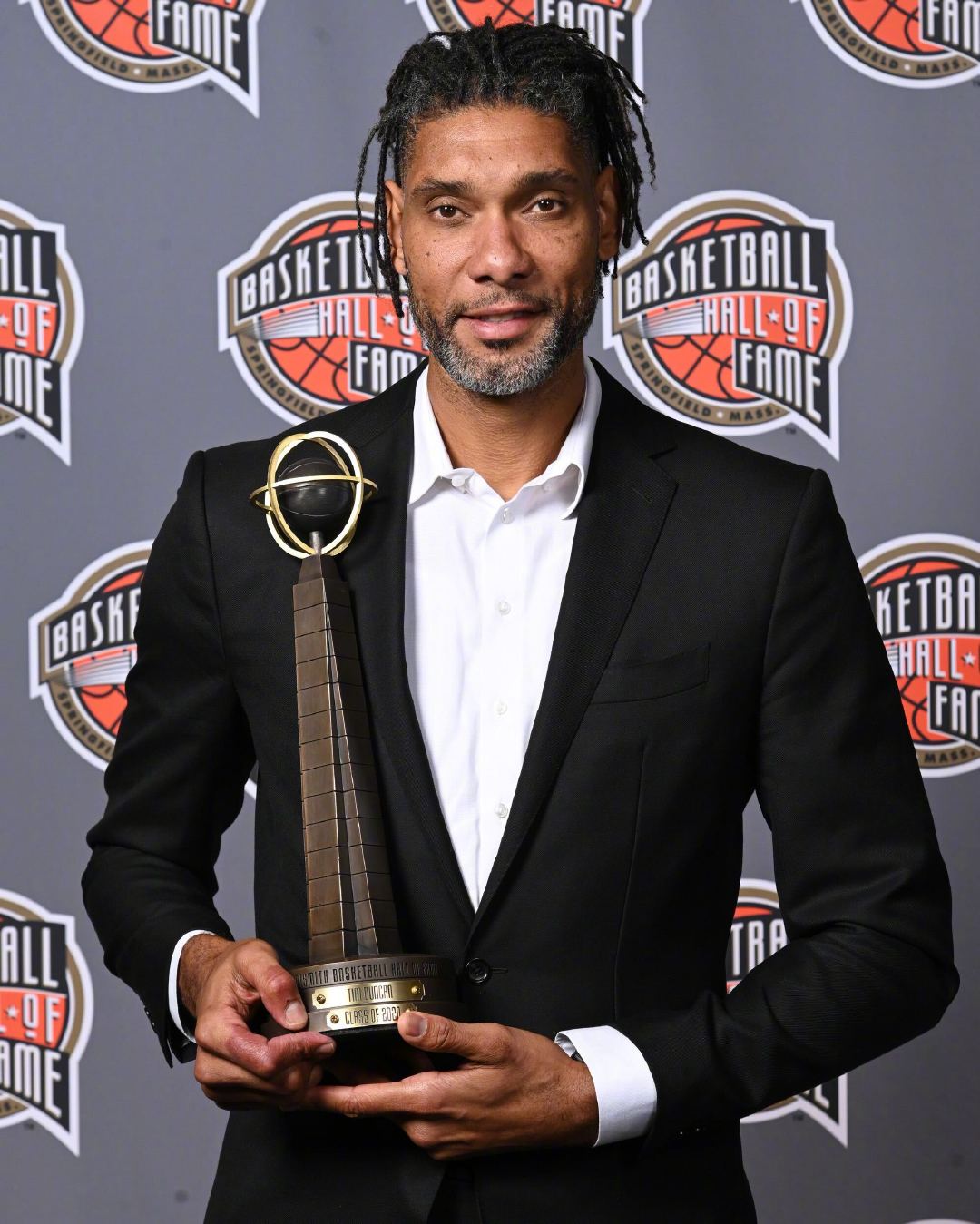  p>蒂姆·邓肯(tim duncan),1976年4月25日出生于 a target="_blank"