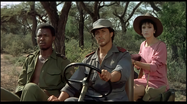 《上帝也疯狂2》剧照