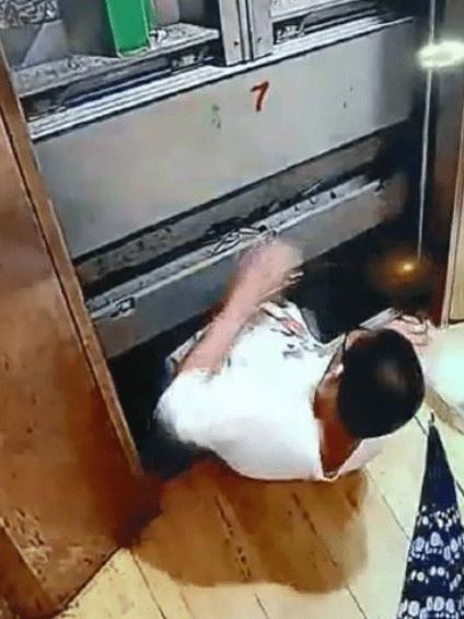 5·3福州电梯坠亡事件