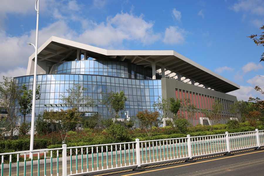 href="#" data-lemmaid="10549999">青岛市教育局 /a>,始建于1962年